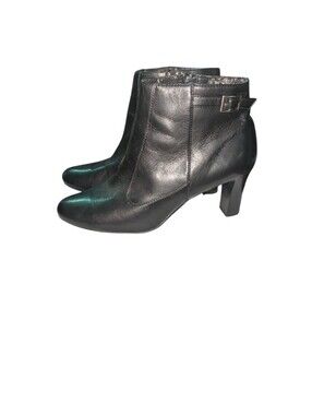 Liz Claiborne Heeled Ankle Boots 8.5